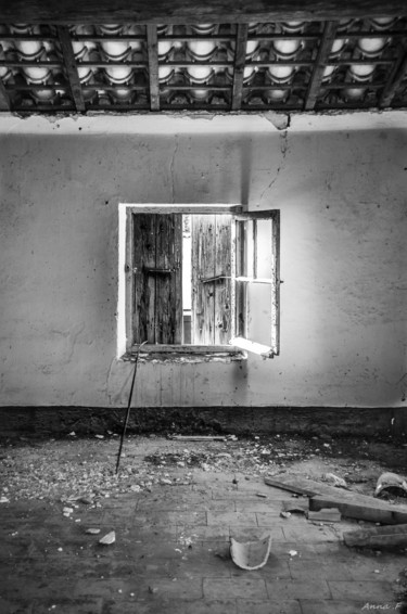 Photographie intitulée "Casa blanca" par Anna Fratoni, Œuvre d'art originale