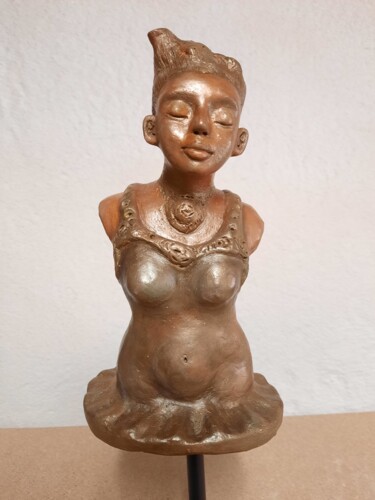 Sculpture titled "Alix" by Mc Boucault (MCB), Original Artwork, Terra cotta