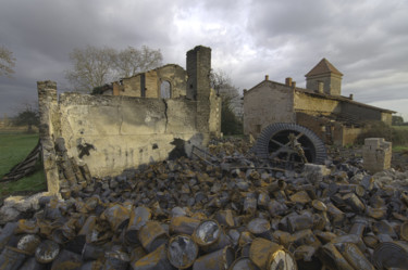 Fotografia intitolato "Apocalyptic farm" da Memario Vespa, Opera d'arte originale