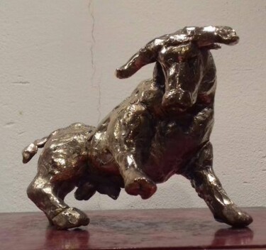 Sculpture titled "TORO" by Marco, Original Artwork, Bronze