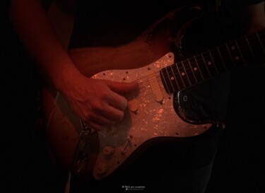 摄影 标题为“Guitare Studio - 09” 由Mia Art-Creation, 原创艺术品, 数码摄影