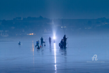 Photography titled "Pêche en baie de Do…" by Michel Babkine, Original Artwork, Digital Photography