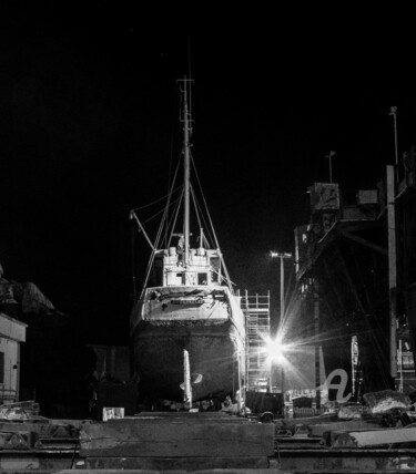 Fotografie getiteld "chantier naval" door Michel Babkine, Origineel Kunstwerk, Digitale fotografie