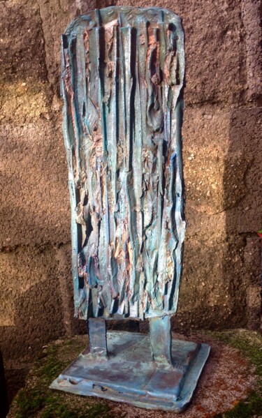 Sculpture titled "LA PORTE DOREE" by Michel Moskovtchenko, Original Artwork, Metals