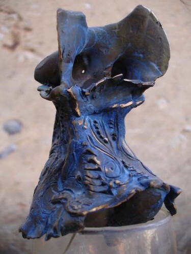 Skulptur mit dem Titel "Ancienne Femme au c…" von Michel Moskovtchenko, Original-Kunstwerk, Metalle