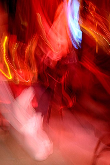 Photographie intitulée ""IMAGE DE LUMIERES…" par Michel Volle, Œuvre d'art originale, Light Painting Monté sur Carton