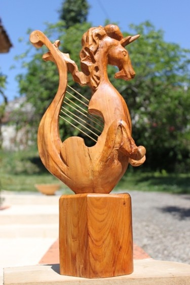 Sculpture intitulée "Licorne marine avec…" par Michel Ferre, Œuvre d'art originale, Bois