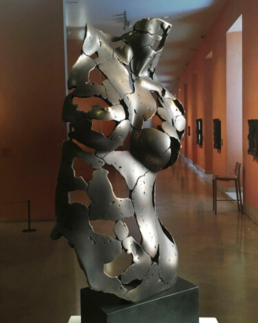 Sculpture titled "Female Essence Bron…" by Miguel Guía, Original Artwork, Bronze