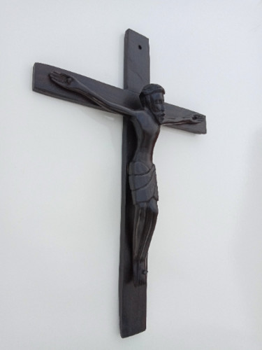 Escultura intitulada "Jesus Christ,Jesus…" por Jafeth Moiane, Obras de arte originais, Madeira