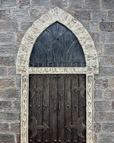 Ζωγραφική με τίτλο "Gothic Doors" από Mk Long, Αυθεντικά έργα τέχνης, Ακρυλικό Τοποθετήθηκε στο Ξύλινο φορείο σκελετό