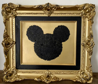 Collages intitolato "MICKEY MY FRIEND" da Moko31, Opera d'arte originale, Spray