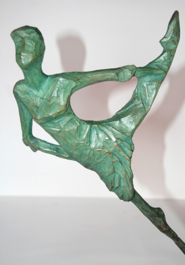 Sculpture titled "La Bayadère - Balle…" by Monique Vivian, Original Artwork, Metals