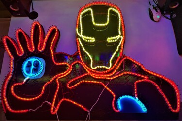 Картина под названием "Iron Man Светящаяся…" - Morkefir J, Подлинное произведение искусства, String Art