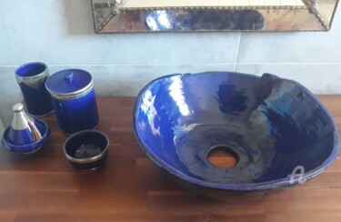 Sculpture intitulée "vasque "bleu touare…" par Moune Céramique, Œuvre d'art originale, Argile