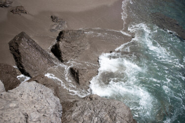 Fotografía titulada "Wave and beach 2" por Nadezda Sharova, Obra de arte original, Fotografía digital