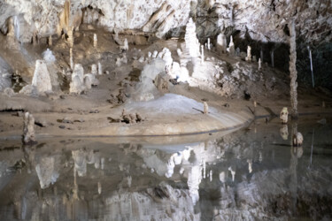 Fotografie getiteld "Stalactite garden" door Nadezda Sharova, Origineel Kunstwerk, Digitale fotografie