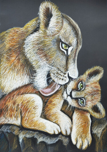 Desenho intitulada "Mom's warmth Liones…" por Nadezhda Kokorina, Obras de arte originais, Pastel