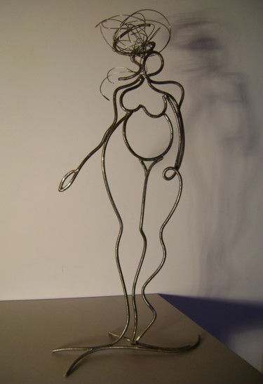 Sculpture titled ""Sandrine"" by Nadine Trescartes (fildefériste), Original Artwork, Metals