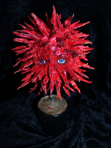Скульптура под названием "Bébé virus" - Nancy Cardinal, Подлинное произведение искусства, Папье-маше