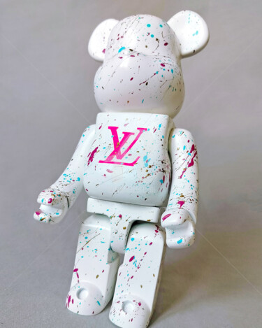 雕塑 标题为“Louis Vuitton Bear…” 由Na$H, 原创艺术品, 喷漆