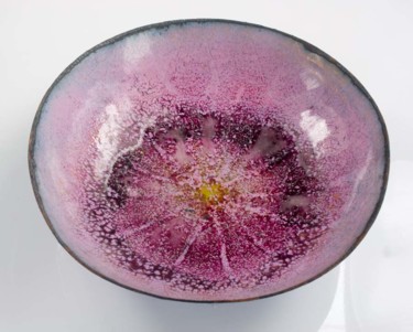 Sculpture titled "crackle-bowl1-web-v…" by Nayna Shriyan, Original Artwork