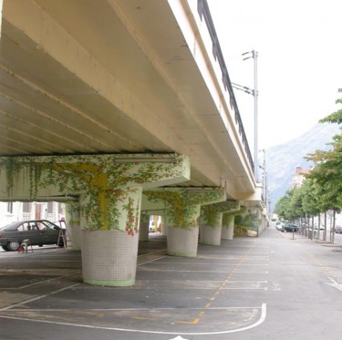 Schilderij getiteld "PONT SNCF MARCHE DE…" door Nessé, Origineel Kunstwerk