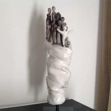 Sculpture intitulée "Sortir du moule" par Noëlle Rious, Œuvre d'art originale, Argile