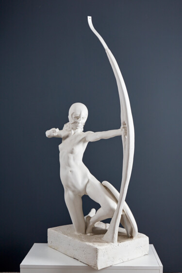 「Амазонка, стреляюща…」というタイトルの彫刻 Oleg Putilinによって, オリジナルのアートワーク, しっくい