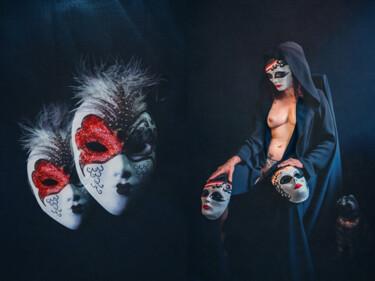 Fotografie getiteld "Masks. ART Nude. Li…" door Olga Sukhikh (Lolly Shine), Origineel Kunstwerk, Digitale fotografie Gemonte…