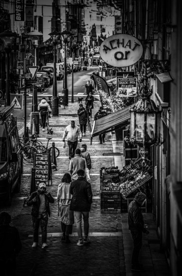 Fotografía titulada "Dans la rue" por Olivier De Pooter, Obra de arte original, Fotografía no manipulada