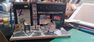 Γλυπτική με τίτλο "News Stand" από Oskar Diorama, Αυθεντικά έργα τέχνης, Ακρυλικό