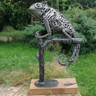 Sculpture titled "Caméléon" by Pacom, Original Artwork, Metals