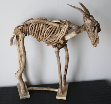 Sculpture titled "la gazelle" by Paris, Original Artwork, Wood