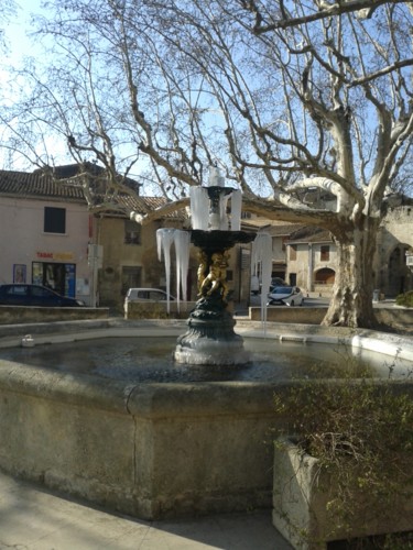 Photographie intitulée "Place de la mairie…" par Nadine Danis, Œuvre d'art originale