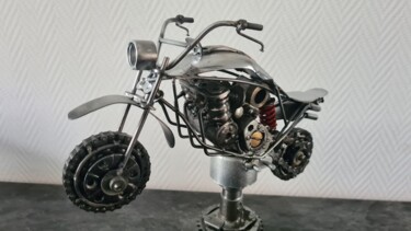 Sculptuur getiteld "Sculpture Café Race…" door Pat, Origineel Kunstwerk, Metalen