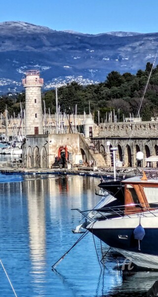 Fotografia zatytułowany „phare du Port Vauba…” autorstwa Patrice Le Gall, Oryginalna praca, Fotografia nie manipulowana