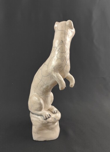 Sculpture titled "hermine assise" by Patricia Grenier, Original Artwork, Ceramics
