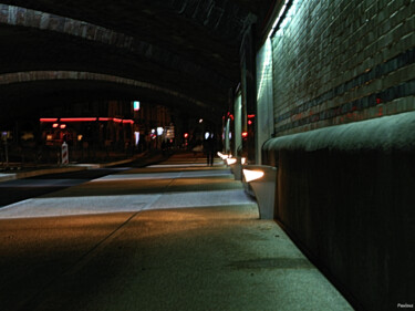 Фотография под названием "Tunnel sans fin" - Paulous, Подлинное произведение искусства, Цифровая фотография Установлен на Др…