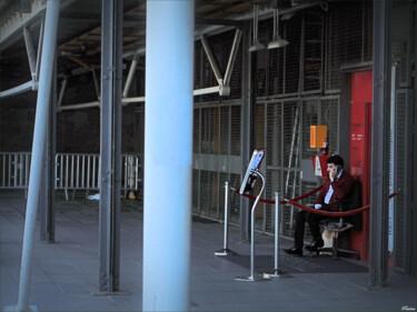 Photographie intitulée "Il attend" par Paulous, Œuvre d'art originale, Photographie numérique