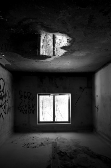 "In the sanatorium -…" başlıklı Fotoğraf Pedro Noir tarafından, Orijinal sanat, Dijital Fotoğrafçılık Ahşap Sedye çerçevesi…