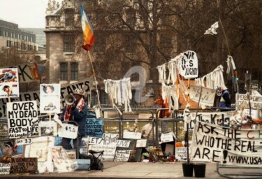 Φωτογραφία με τίτλο "Londres - Sitting" από Josiane Karanian Boularot, Αυθεντικά έργα τέχνης