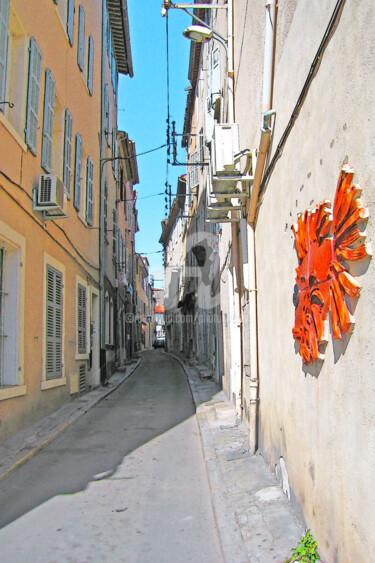 Photographie intitulée "LA CIOTAT - Les rue…" par Josiane Karanian Boularot, Œuvre d'art originale