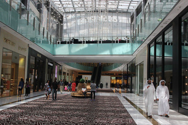 Photography titled "Mall Dubaï" by Michel Hervo, Original Artwork