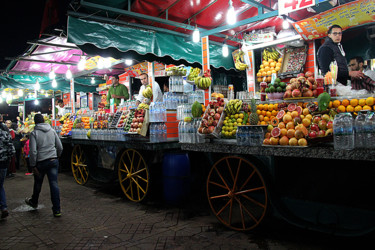 Photographie intitulée "17-la-place-jemaa-e…" par Michel Hervo, Œuvre d'art originale