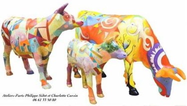 Скульптура под названием "vaches colorées de…" - Philippe Sidot Et Charlotte Carsin, Подлинное произведение искусства