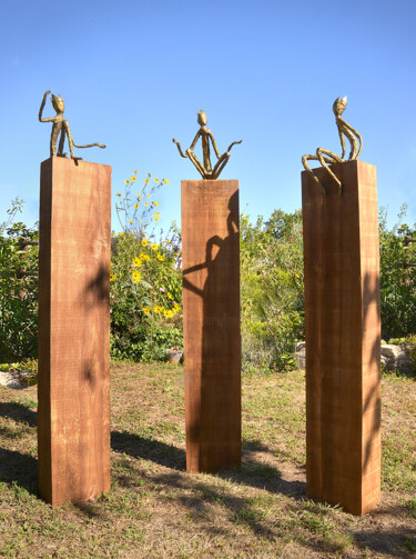 Sculpture titled ""La Conversation"" by Picrate, Original Artwork, Wood