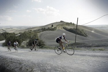 Fotografía titulada ""Eroica" cycling ra…" por Pier Maulini, Obra de arte original, Fotografía analógica