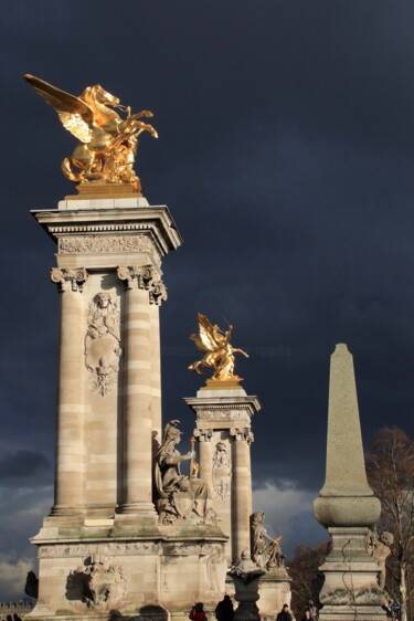 Photography titled "Paris, Pont Alexand…" by Pierre-Yves Rospabé, Original Artwork, Digital Photography
