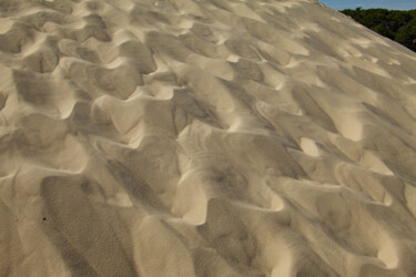 Fotografie getiteld "Dune du Pilat," door Pierre-Yves Rospabé, Origineel Kunstwerk, Digitale fotografie