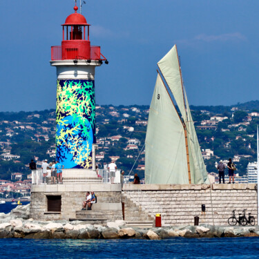Fotografia intitolato "Saint-Tropez, phare…" da Pierre-Yves Rospabé, Opera d'arte originale, Fotografia digitale
